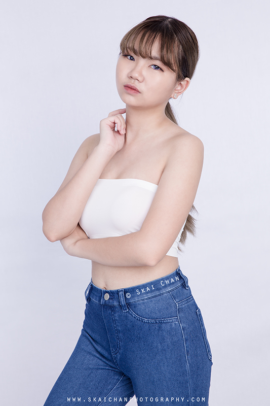 Modelling Portfolio Photoshoot with Meron at Tanjong Pagar (photography studio) Modelling Portfolio Photoshoot with Meron at Tanjong Pagar (photography studio)
