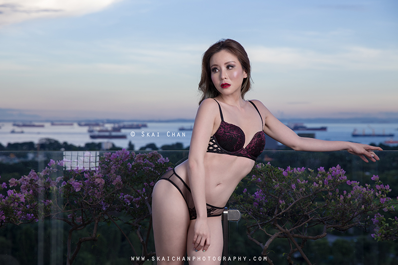 Boudoir portrait photoshoot session with Audrey Chen at Marina Bay Sands (MBS) hotel Boudoir portrait photoshoot session with Audrey Chen at Marina Bay Sands (MBS) hotel