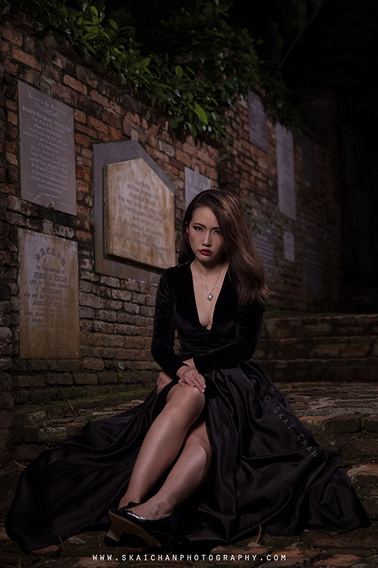 Dark Halloween themed candles photoshoot session with Ivy Tan at Fort Canning Park Dark Halloween themed candles photoshoot session with Ivy Tan at Fort Canning Park