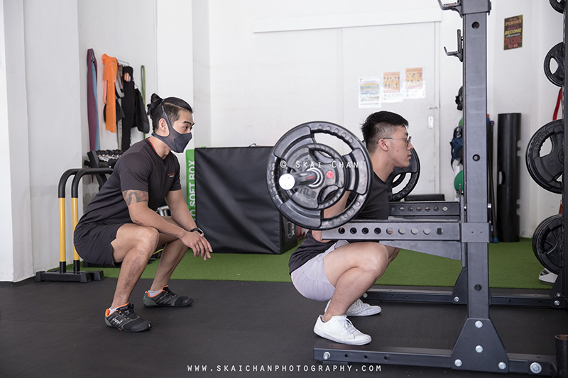 Commercial personal training photoshoot session with Gold's Gym Singapore at various gym outlets Commercial personal training photoshoot session with Gold's Gym Singapore at various gym outlets