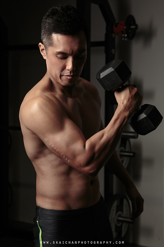 Men's fitness gym photoshoot session with Liu Wing Lun at Gold's Gym Singapore, Hong Kong Street outlet Men's fitness gym photoshoot session with Liu Wing Lun at Gold's Gym Singapore, Hong Kong Street outlet