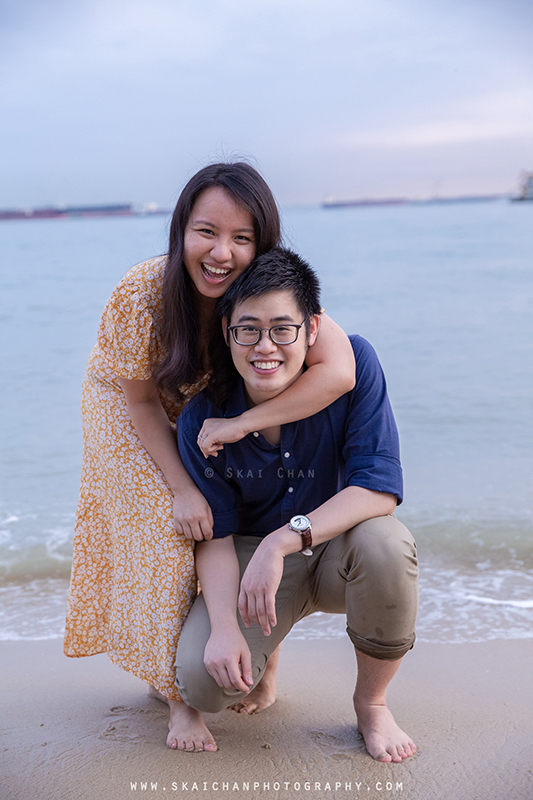 Anthony & Divlynn surprise wedding proposal photoshoot at Parkland Green, East Coast Park (ECP) Anthony & Divlynn surprise wedding proposal photoshoot at Parkland Green, East Coast Park (ECP)