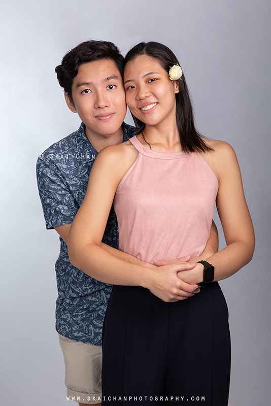 Studio couple photoshoot session with Clifton Lim & Carissa Yeo at Tanjong Pagar (photography studio) Studio couple photoshoot session with Clifton Lim & Carissa Yeo at Tanjong Pagar (photography studio)