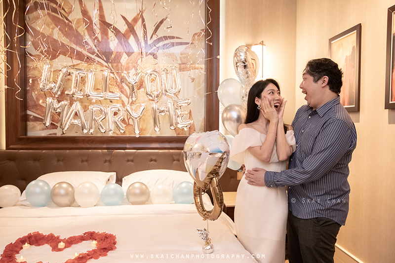 Indoor couple photoshoot session with Hendra & Grace at Equarius Hotel (Resorts World Sentosa) Indoor couple photoshoot session with Hendra & Grace at Equarius Hotel (Resorts World Sentosa)