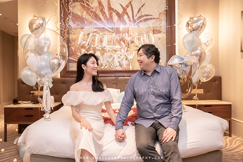 Indoor couple photoshoot session with Hendra & Grace at Equarius Hotel (Resorts World Sentosa) Indoor couple photoshoot session with Hendra & Grace at Equarius Hotel (Resorts World Sentosa)