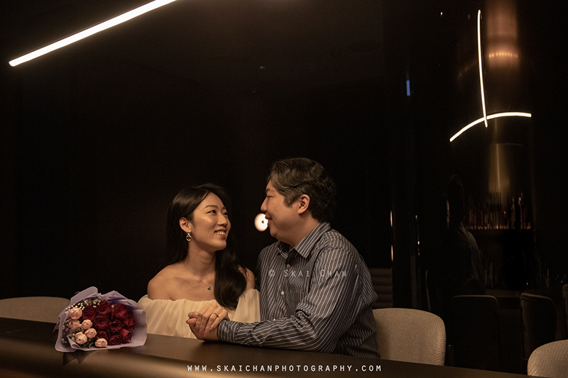 Indoor couple photoshoot session with Hendra & Grace at Ocean Restaurant (Resorts World Sentosa) Indoor couple photoshoot session with Hendra & Grace at Ocean Restaurant (Resorts World Sentosa)
