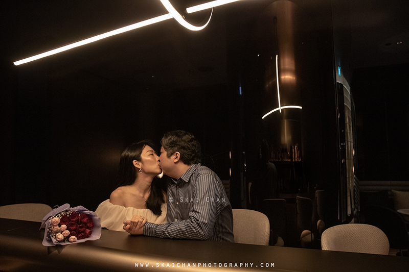 Indoor couple photoshoot session with Hendra & Grace at Ocean Restaurant (Resorts World Sentosa) Indoor couple photoshoot session with Hendra & Grace at Ocean Restaurant (Resorts World Sentosa)