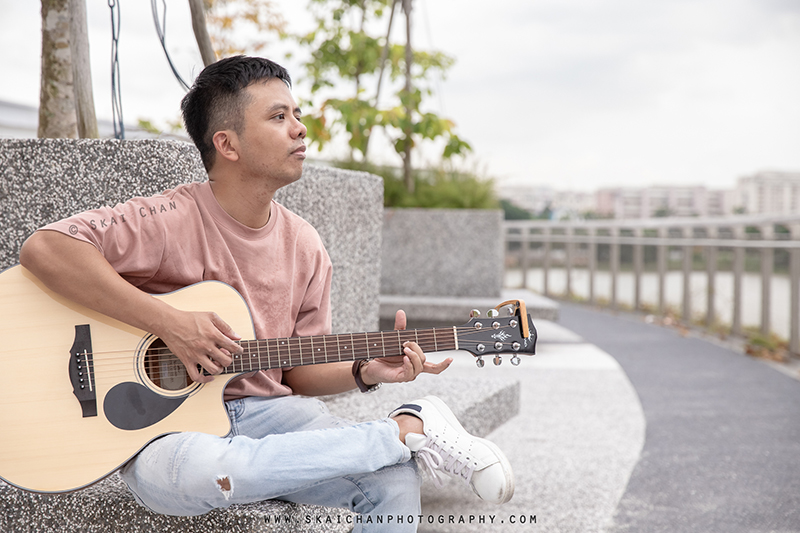 Music guitar portrait photoshoot session with Barry Chow @ PassionWave (Jurong Lake Gardens) Music guitar portrait photoshoot session with Barry Chow @ PassionWave (Jurong Lake Gardens)