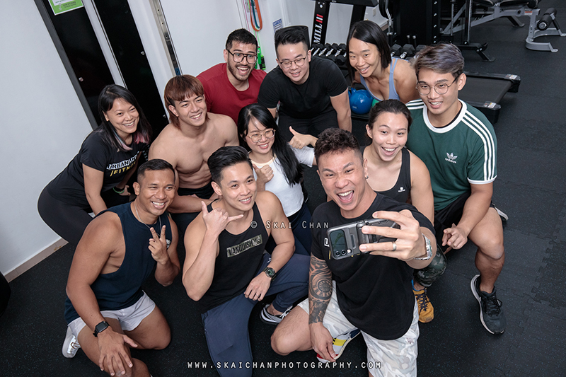 Corporate lifestyle group photoshoot session with Urban Active Fitness at Green Curve SG (gym) Corporate lifestyle group photoshoot session with Urban Active Fitness at Green Curve SG (gym)