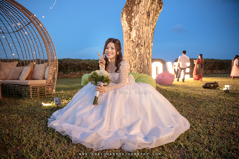 Bridal photoshoot session with Christy Hoa at Changi Cottage Bridal photoshoot session with Christy Hoa at Changi Cottage