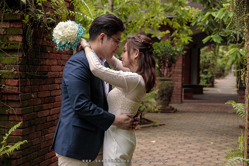 Pre-Wedding photoshoot session with Zijian & Christine at Fort Canning Park Pre-Wedding photoshoot session with Zijian & Christine at Fort Canning Park