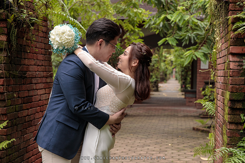 Pre-Wedding photoshoot session with Zijian & Christine at Fort Canning Park Pre-Wedding photoshoot session with Zijian & Christine at Fort Canning Park