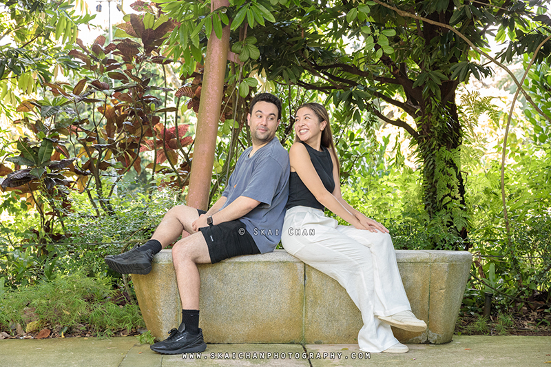 Outdoor couple photoshoot session with Andre & Yen at Chinese Garden & Supertree Groves (Gardens By The Bay) Outdoor couple photoshoot session with Andre & Yen at Chinese Garden & Supertree Groves (Gardens By The Bay)