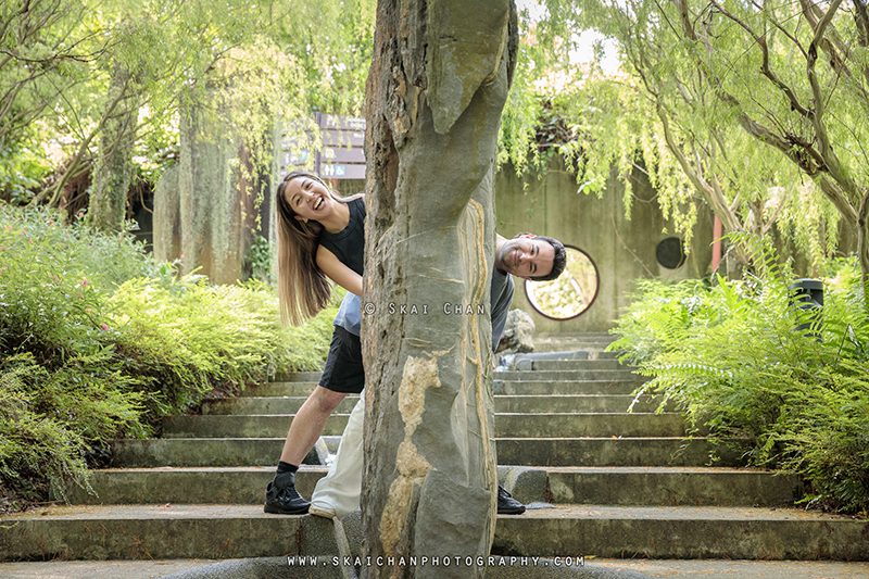Outdoor couple photoshoot session with Andre & Yen at Chinese Garden & Supertree Groves (Gardens By The Bay) Outdoor couple photoshoot session with Andre & Yen at Chinese Garden & Supertree Groves (Gardens By The Bay)