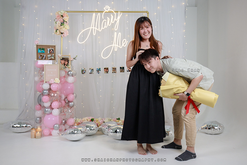 Studio couple photoshoot session with Derrick & Eunice at Our Studio Space (photography studio) Studio couple photoshoot session with Derrick & Eunice at Our Studio Space (photography studio)
