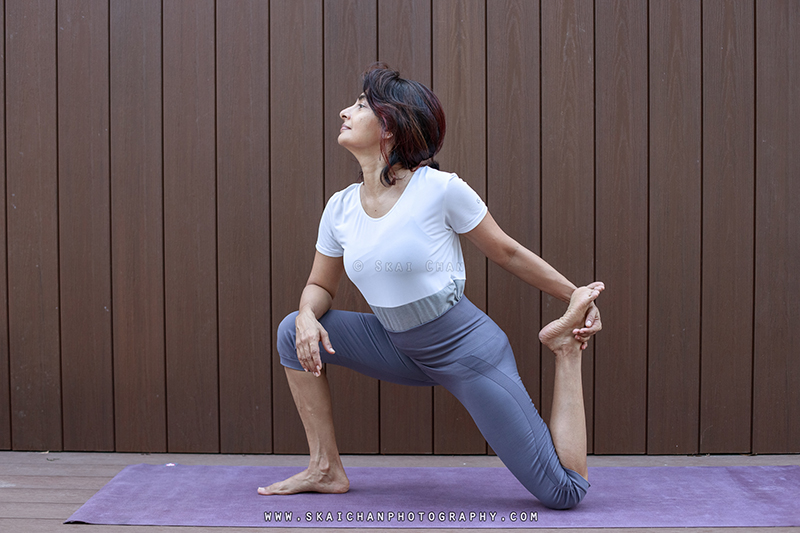 Outdoor yoga photoshoot session with M.S at Bedok Outdoor yoga photoshoot session with M.S at Bedok