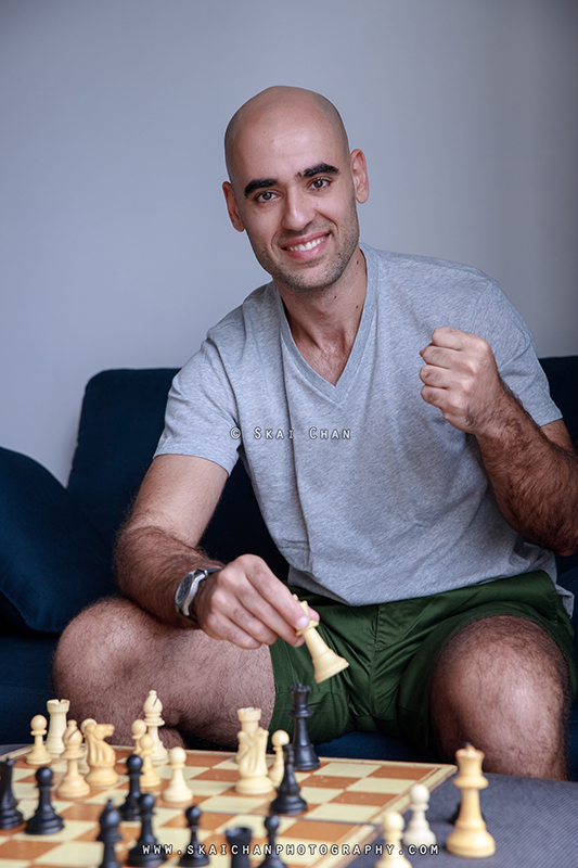 Hobby chess photoshoot session with Itay @ Robertson Quay (home) Hobby chess photoshoot session with Itay @ Robertson Quay (home)