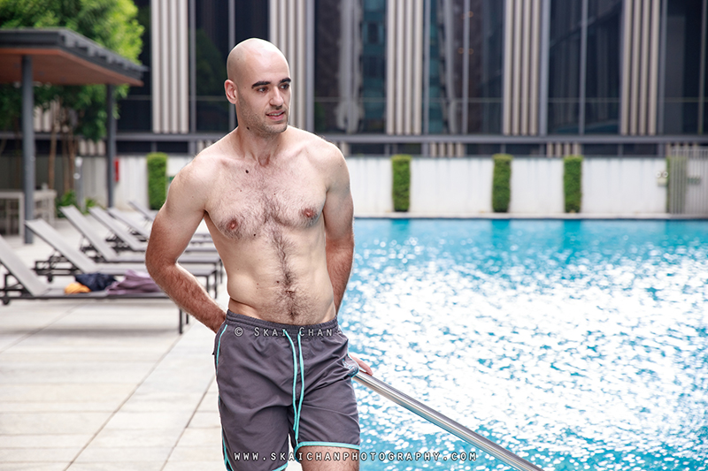 Fitness pool lifestyle photoshoot session with Itay @ Robertson Quay Fitness pool lifestyle photoshoot session with Itay @ Robertson Quay