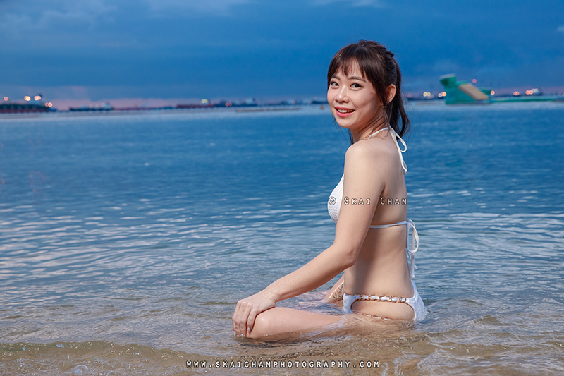 Sunset beach bikini fashion photoshoot session with Kai Ling at Palawan Beach (Sentosa) Sunset beach bikini fashion photoshoot session with Kai Ling at Palawan Beach (Sentosa)