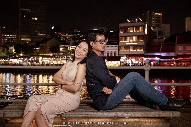 Night couple photoshoot session with Raymond & Serena at Promenade Boat Quay Night couple photoshoot session with Raymond & Serena at Promenade Boat Quay