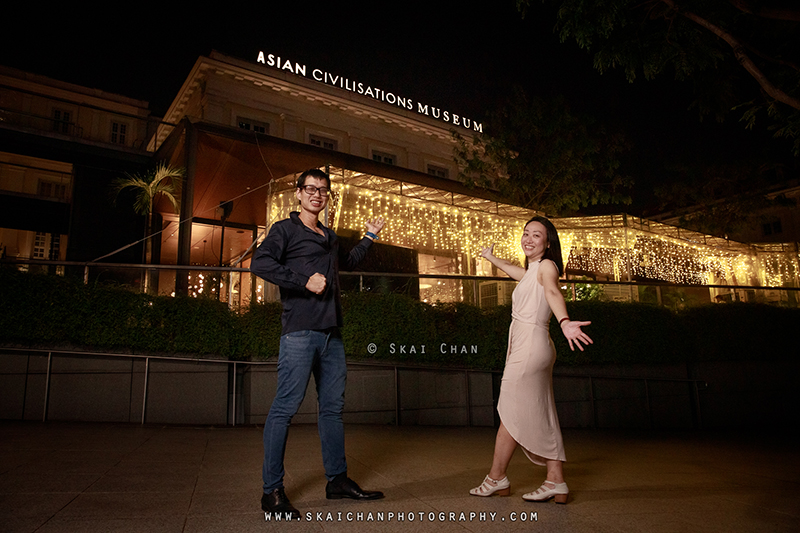 Night couple photoshoot session with Raymond & Serena at Promenade Boat Quay Night couple photoshoot session with Raymond & Serena at Promenade Boat Quay