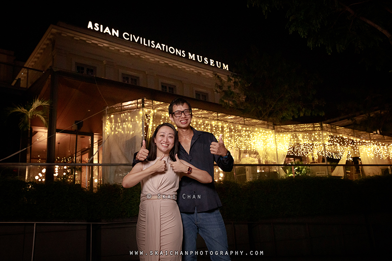 Night couple photoshoot session with Raymond & Serena at Promenade Boat Quay Night couple photoshoot session with Raymond & Serena at Promenade Boat Quay