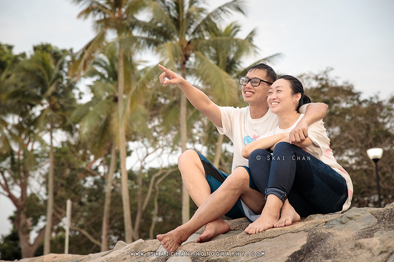 Beach couple photoshoot session with Raymond & Serena at Pasir Ris Park Beach couple photoshoot session with Raymond & Serena at Pasir Ris Park