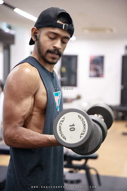 Men's fitness gym portrait photoshoot session with Daniel Stephen @ Gold's Gym Singapore, Rochester Park