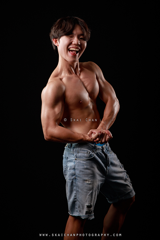 Fitness physique photoshoot session with Lee Won Jae at Photography Studio @ Rochester Park Fitness physique photoshoot session with Lee Won Jae at Photography Studio @ Rochester Park