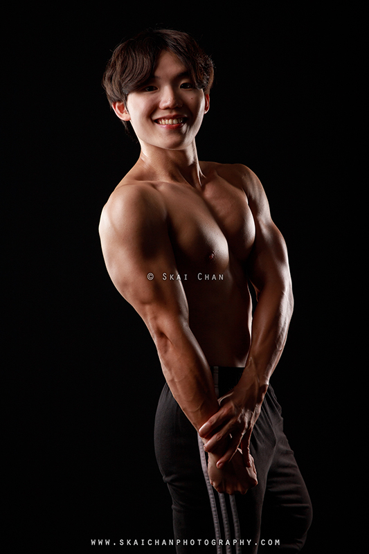 Fitness physique photoshoot session with Lee Won Jae at Photography Studio @ Rochester Park Fitness physique photoshoot session with Lee Won Jae at Photography Studio @ Rochester Park