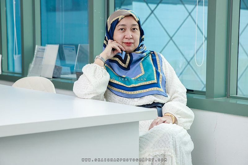 Casual lifestyle corporate photoshoot session with Amee @ Office Casual lifestyle corporate photoshoot session with Amee @ Office
