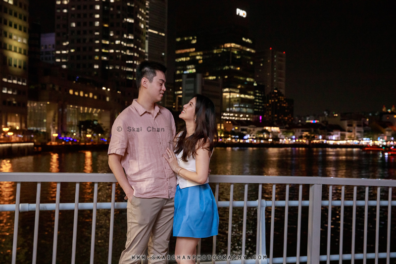 Night couple photoshoot session with Troy & Felicia at Fullerton Hotel Night couple photoshoot session with Troy & Felicia at Fullerton Hotel