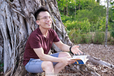 Outdoor Reading Photoshoot - Michael Tan