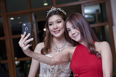 the wedding photographer the wedding photographer