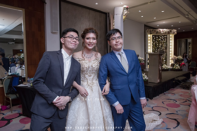 looking for wedding photographer looking for wedding photographer